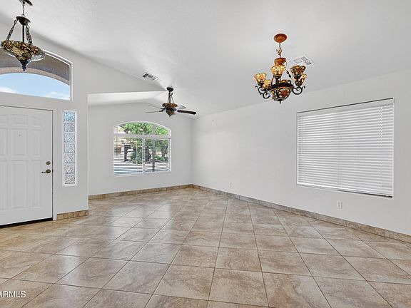 2nd image of 1111 E PALOMINO Way