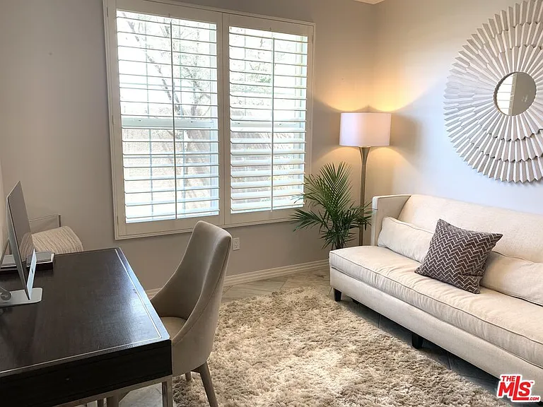 Silver Sage Ln — Photo 10