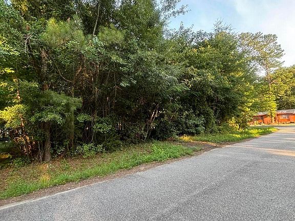 5th image of 353 Mooneyhan Rd