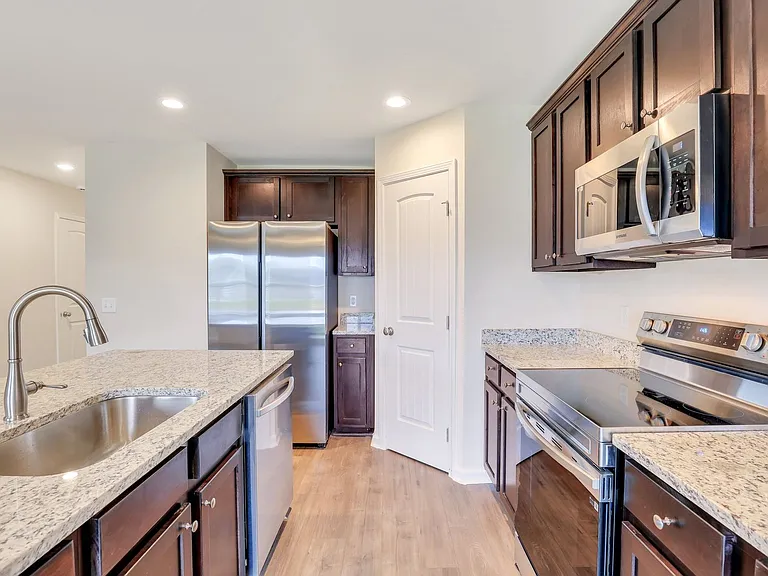 103 Pearson Ln — Photo 15