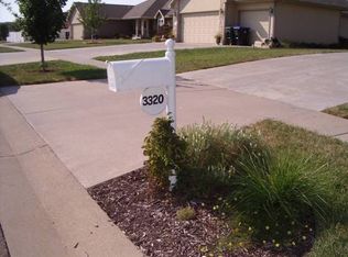 3320 SW 46th St, Topeka, KS 66610