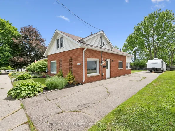250 Saint George St E, Centre Wellington, ON N1M 1K4