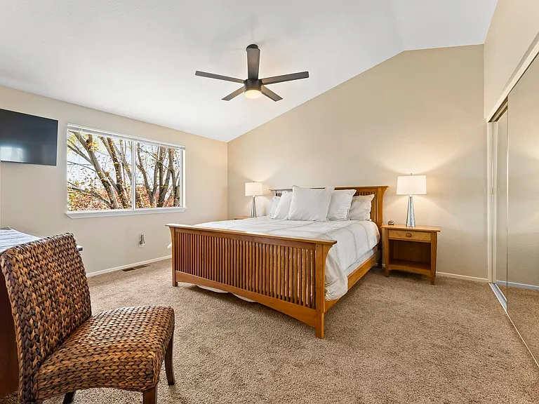 6168 Greenbrook Dr — Photo 17