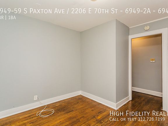 3rd image of 6949 S Paxton Ave APT 2A