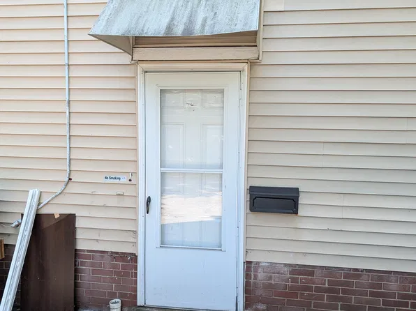 356 North St NW #2, Warren, OH 44483