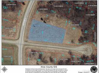 8 Oak Run Dr, Dahinda, IL 61428