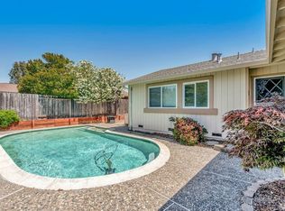 672 Bambi Ln, Santa Rosa, CA 95409