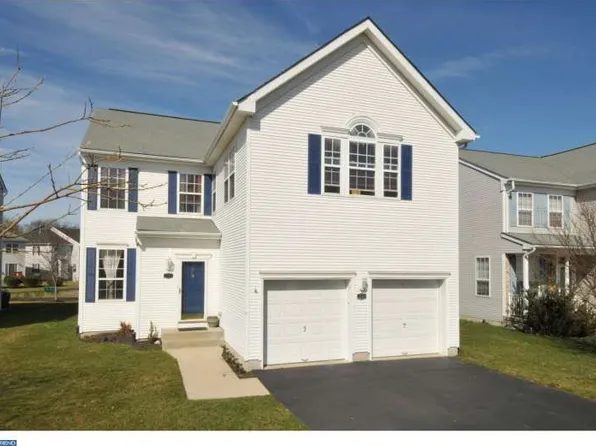 71 Fountayne Ln, Lawrence Township, NJ 08648