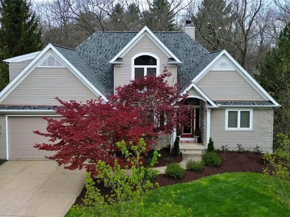 766 Carriage Trl, Northfield, OH 44067