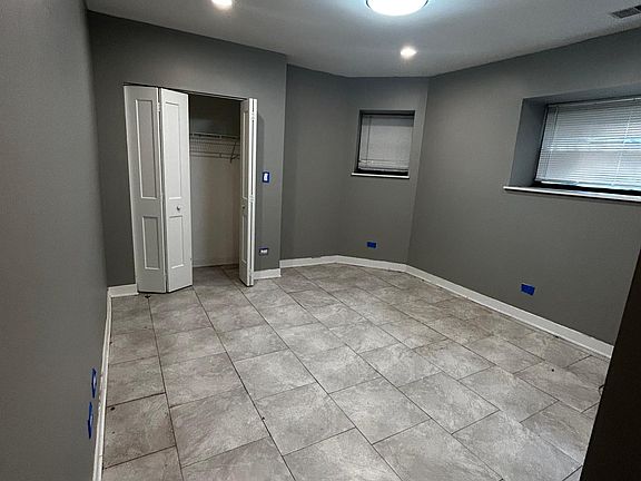 2nd image of 4710 S King Dr #G03