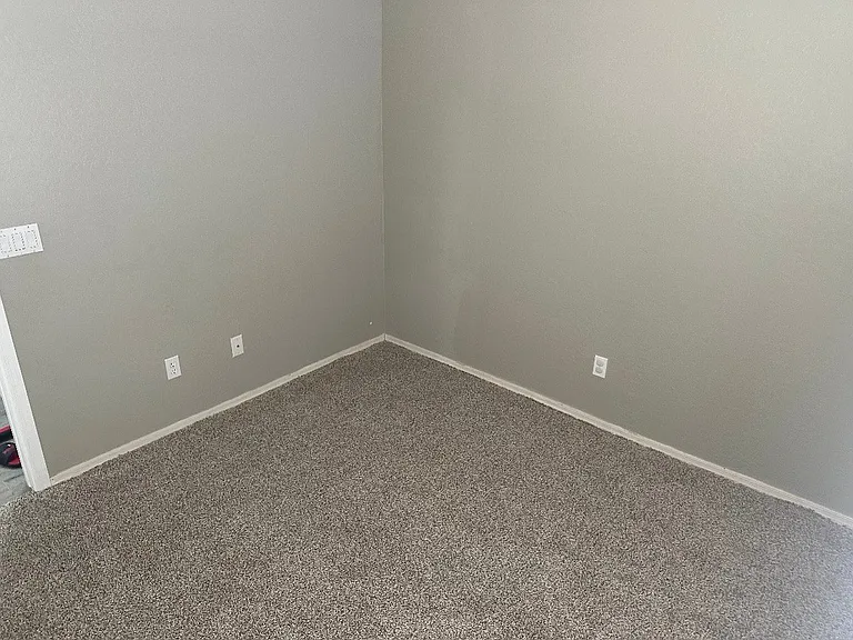 1004 S 226th Ave — Photo 11