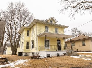 125 N 14th St, Clear Lake, IA 50428