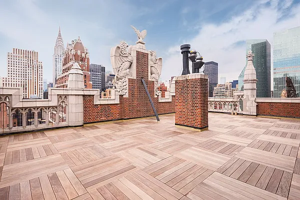 Sold by Compass | media 3