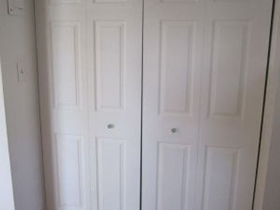4th image of 1015 Redgate Ave #B7