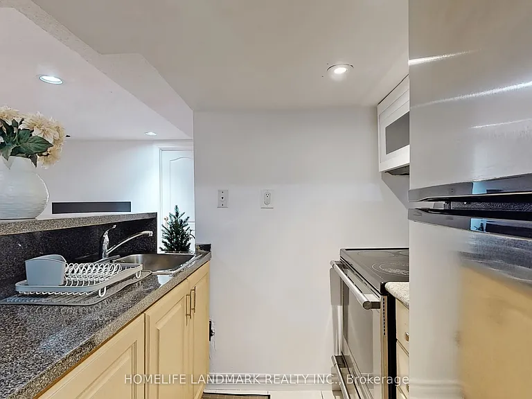37 Justus Dr #BASEMENT — Photo 22