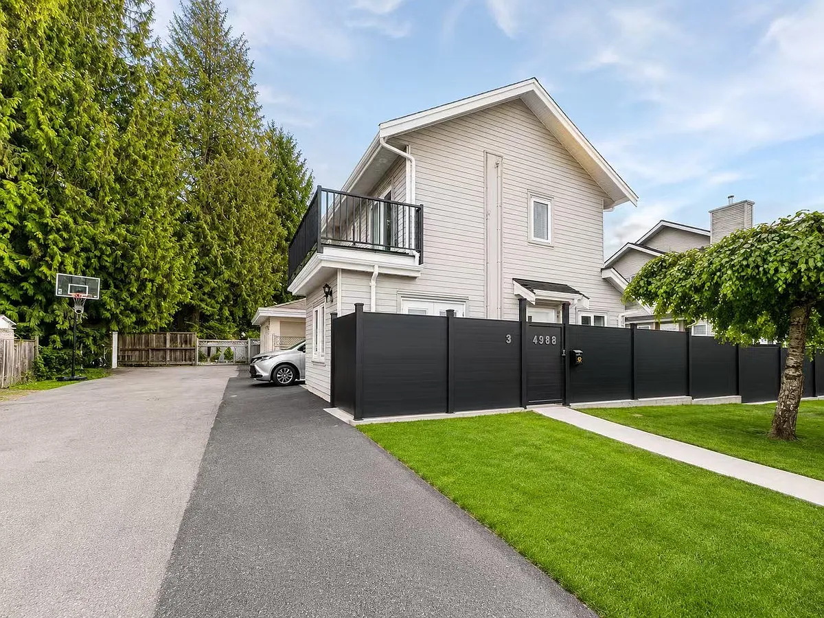 Building Photo - 498X Macdonald St #LANEWAY HOUSE