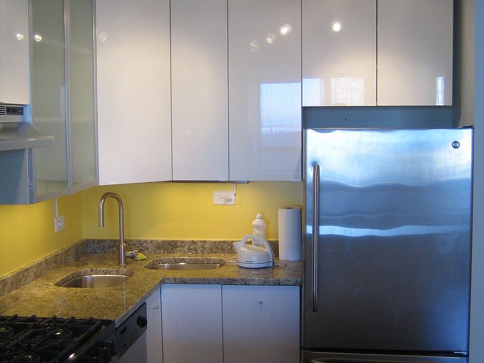 1st image of 2800 N Lake Shore Dr APT 2011