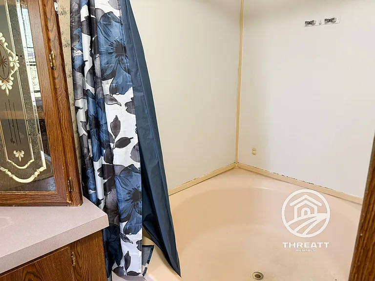 1584 McCaskill Rd — Photo 13