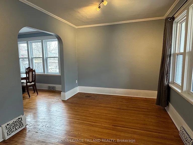 140 Arundell St #MAIN — Photo 4