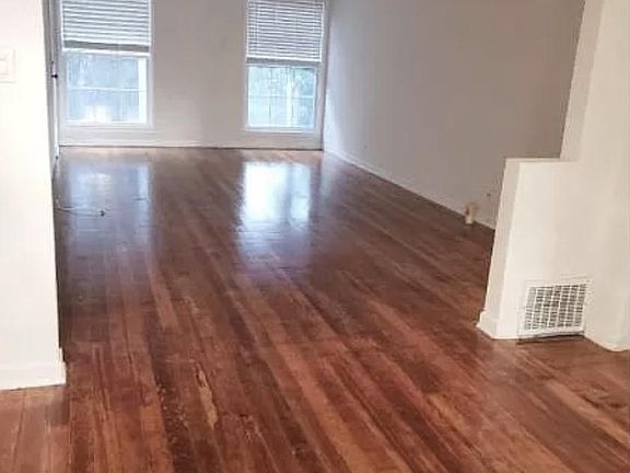 5th image of 1401 Havenhurst Dr APT 3
