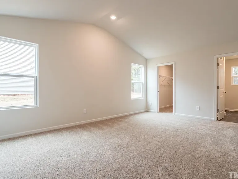 508 Turning Lake Dr — Photo 12