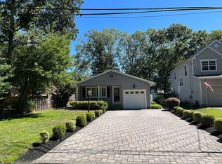 617 Thoroughfare Rd, Brick, NJ 08724