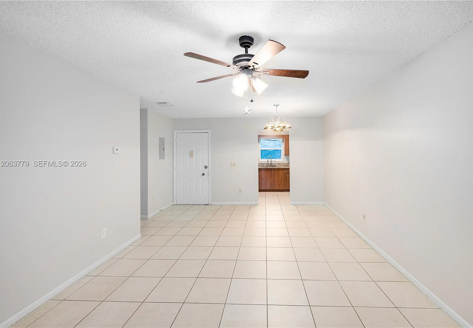 Cresthaven Of Palm Beach — Photo 2