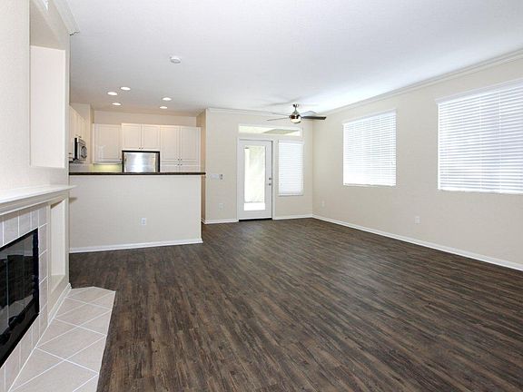 3rd image of 10902 Evening Creek Dr E APT 2