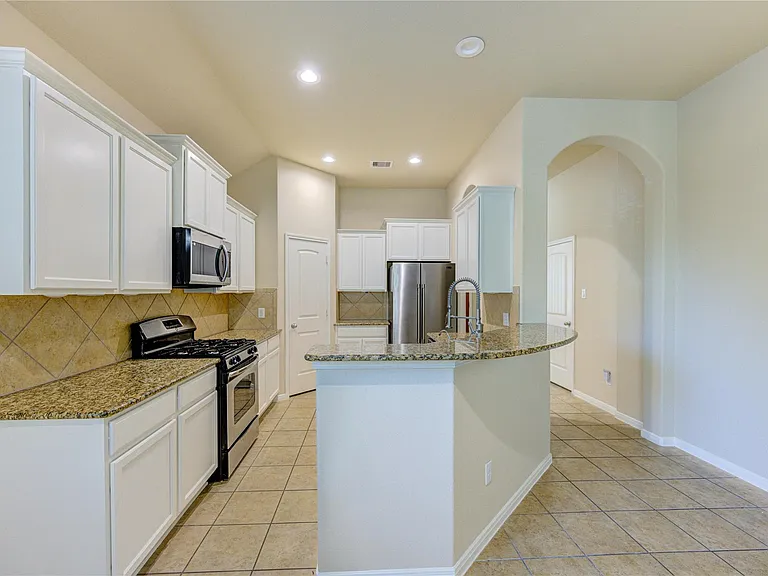 19306 Boulder Bay Ln — Photo 8