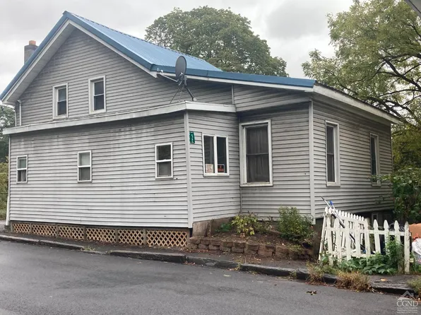52 Broome Street, Catskill, NY 12414