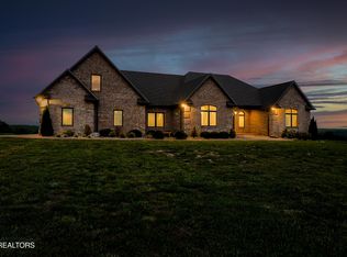 1150 Eldridge Loop, Crossville, TN 38571