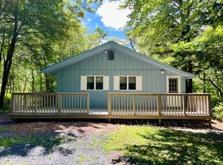 1575 Clover Rd, Long Pond, PA 18334