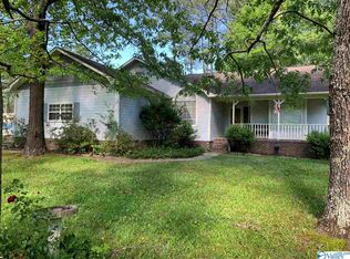 973 Browning Cir, Gadsden, AL 35901