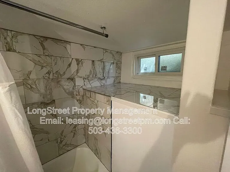4514 NE 18th Ave — Photo 25