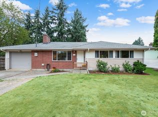 320 S 120th St, Burien, WA 98168