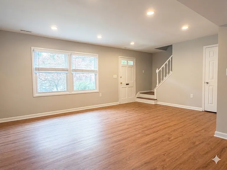 1714 Granite Ct — Photo 5
