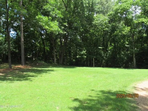 Freeman Ave, Yazoo City, MS 39194