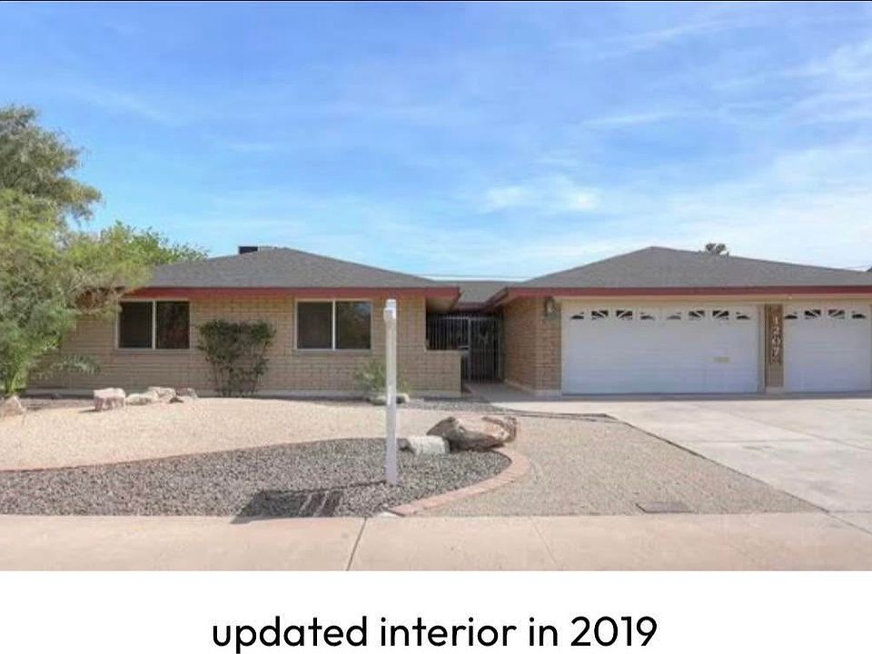 1st image of 1207 E Loyola Dr