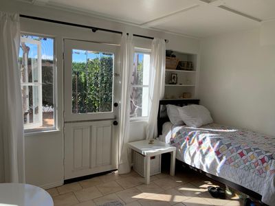 455 Hilledge Dr, Laguna Beach, CA, 92651