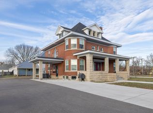 226 E Washington St, Rensselaer, IN 47978