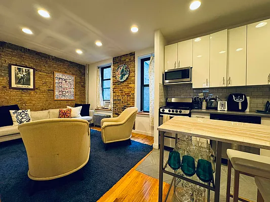 Rented by Metropolitan Property Group | media 4