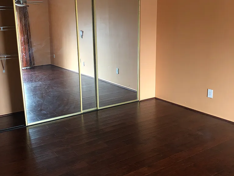 209 Westgate Dr — Photo 8