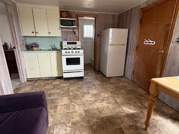 3rd image of 2 Cottage