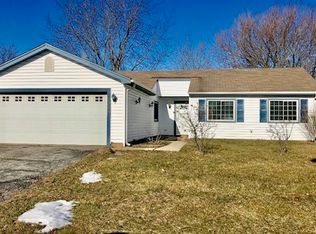 3000 Timber Hill Ct, Aurora, IL 60504