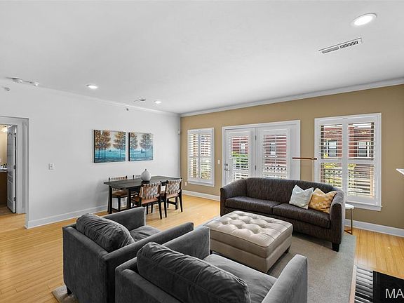 4th image of 2211 S Grand Blvd APT 210