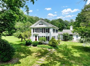 42 Beeney Rd, New Hartford, CT 06057