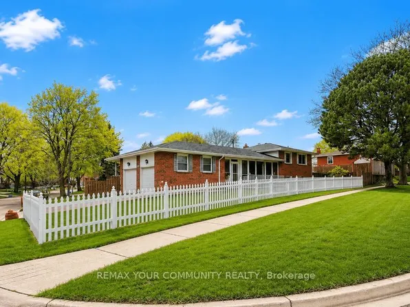 103 Muir Cres, Whitby, ON L1P 1B5