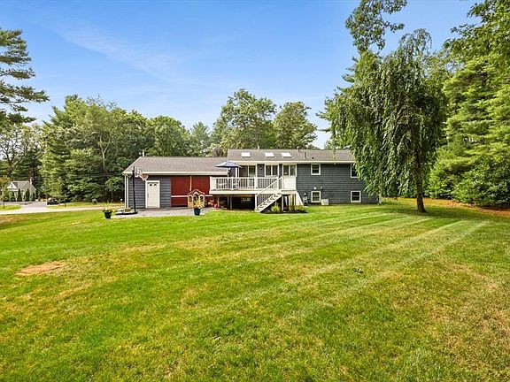 3rd image of 26 Delorenzo Dr