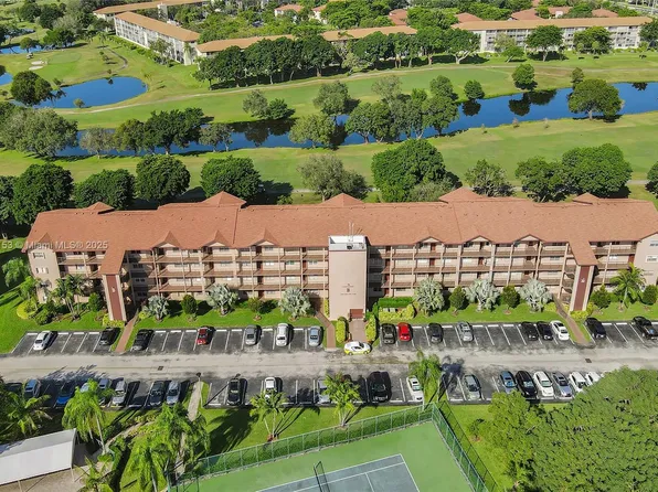 300 SW 130th Ter APT 110B, Pembroke Pines, FL 33027