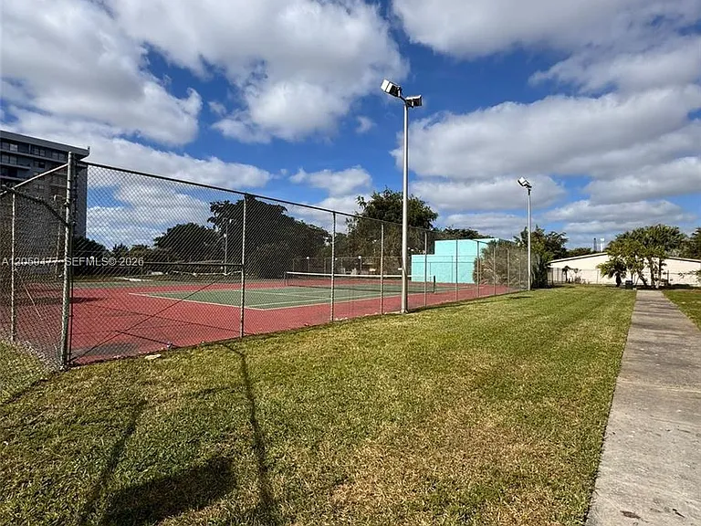 15600 NW 7th Ave #501 — Photo 13